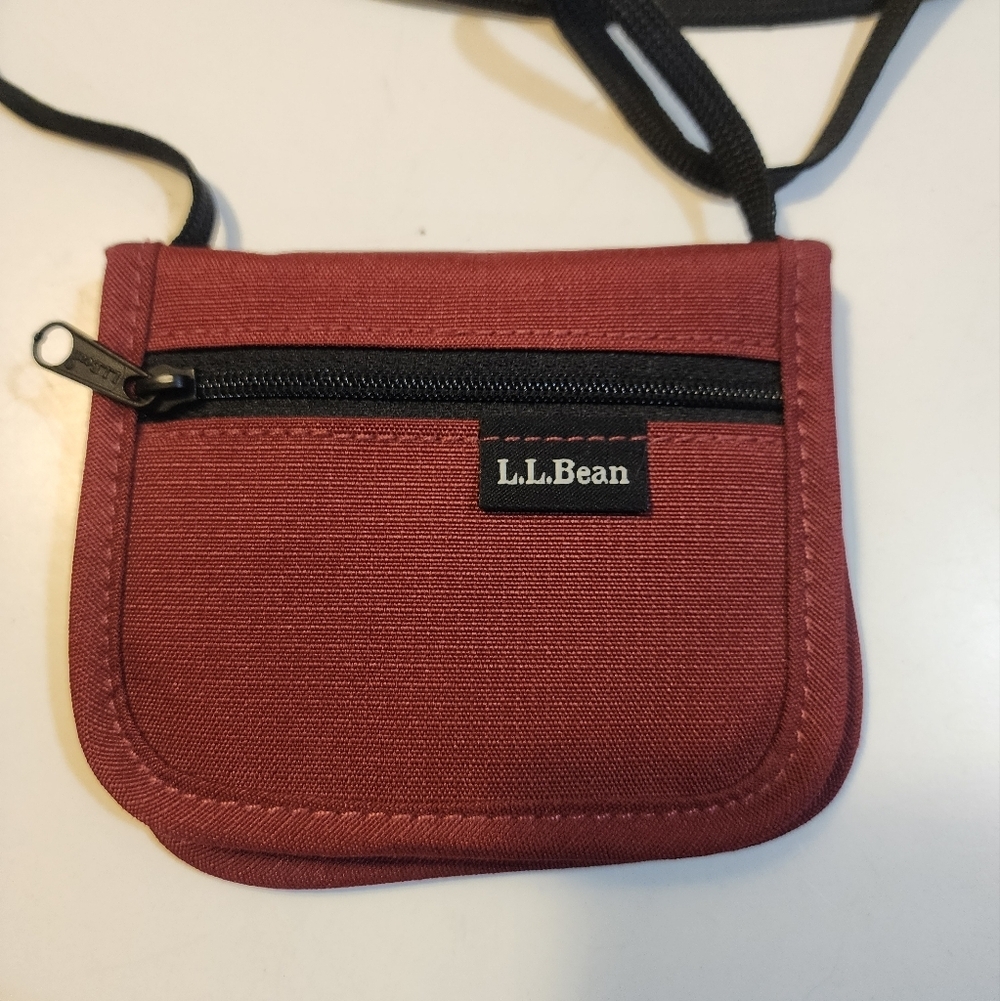 L.L. Bean Burgundy Coin Cardsb Mini Crossbody Bag